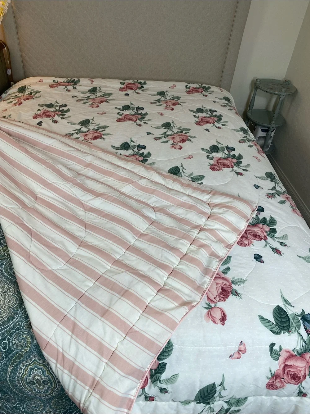 VTG 1990 JP Stevens Queen Bedspread Comforter Roses Butterflies